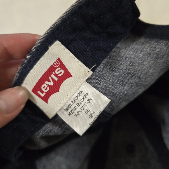 Levi's jean denim adjustable hat - Picture 9 of 10